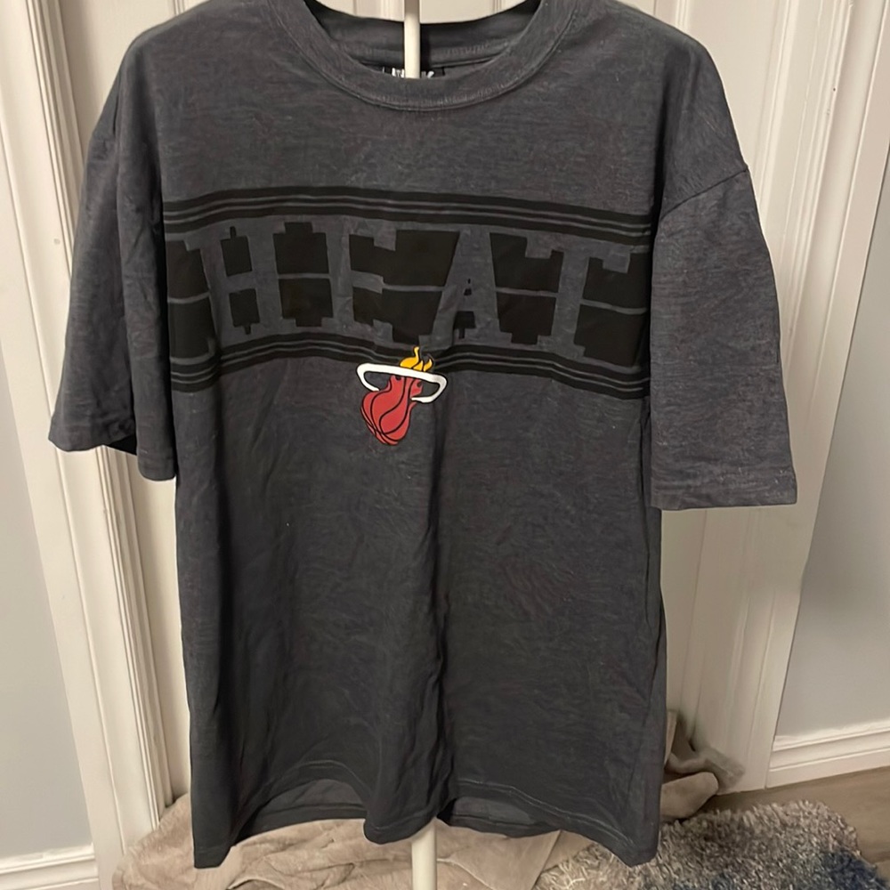 NBA UNK Miami Heat size M t-shirt